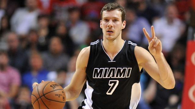 国际足联与 国际足联与